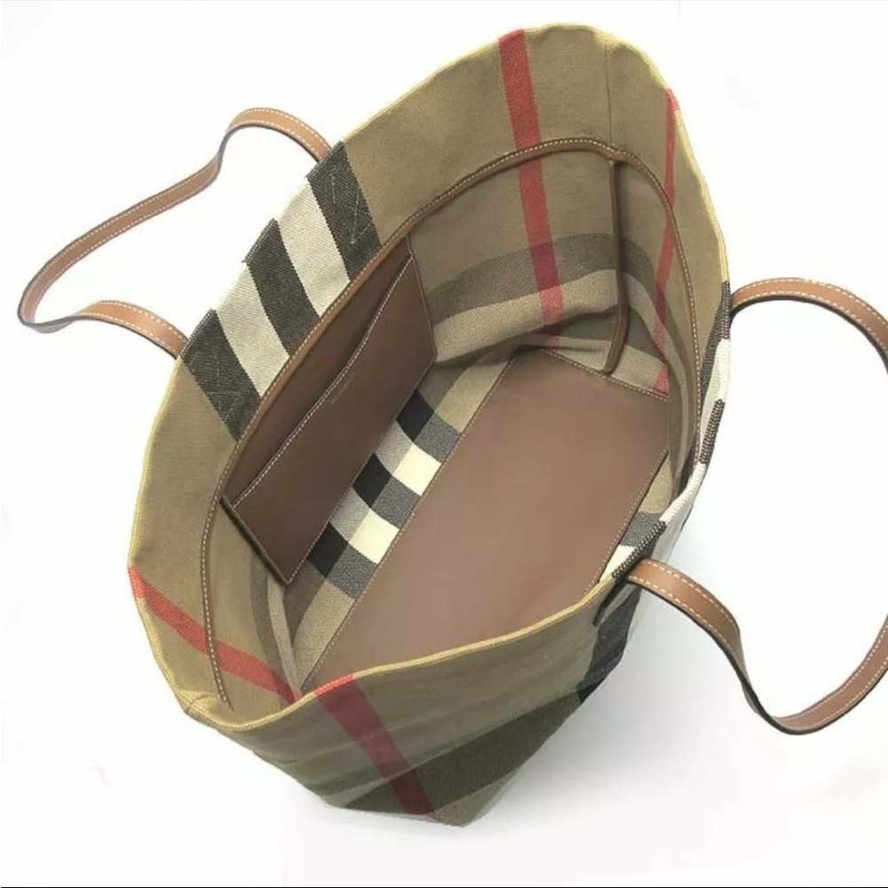 Authentic Burberry 8084047 Taupe Brown Bag Tote London Cotton Plaid Shoulder - Picture 7 of 9